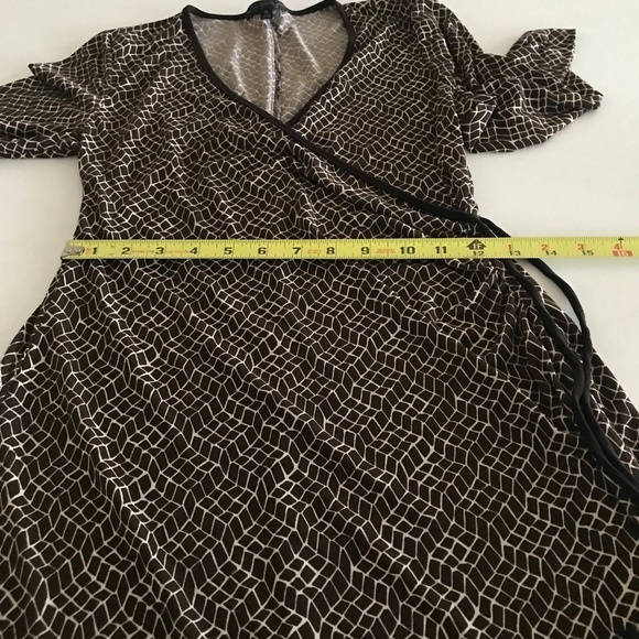 City Triangles M Wrap Dress Fit & Flare Midi 3/4 Sleeve Stretch Office Brown Cas - Picture 4 of 8